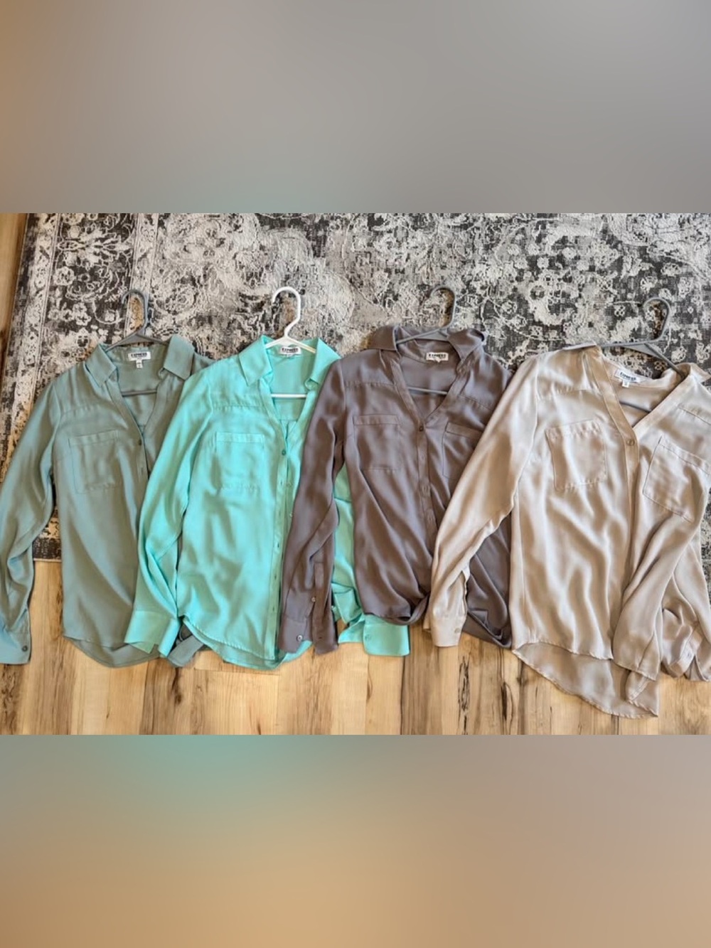 Express Blouse Bundle - Picture 2 of 5
